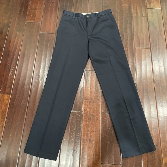 Dockers D2 Slim Fit Khakis - Navy - Size 32x34 - Picture 1 of 4
